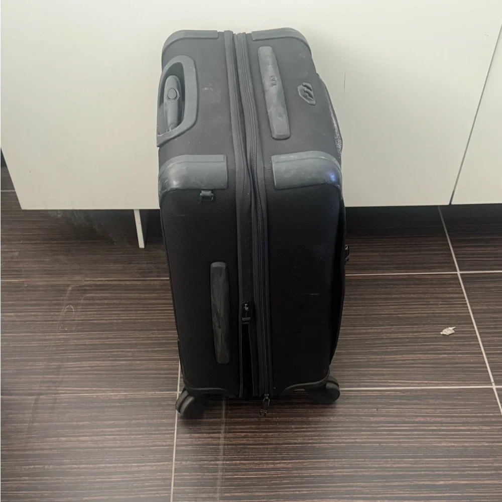 TUMI Alpha Black Rolling Carry-On Suitcase - Business Travel Spinner